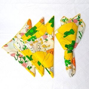 Vintage Fabric Napkin Retro Yellow/Orange  Floral Set of 4